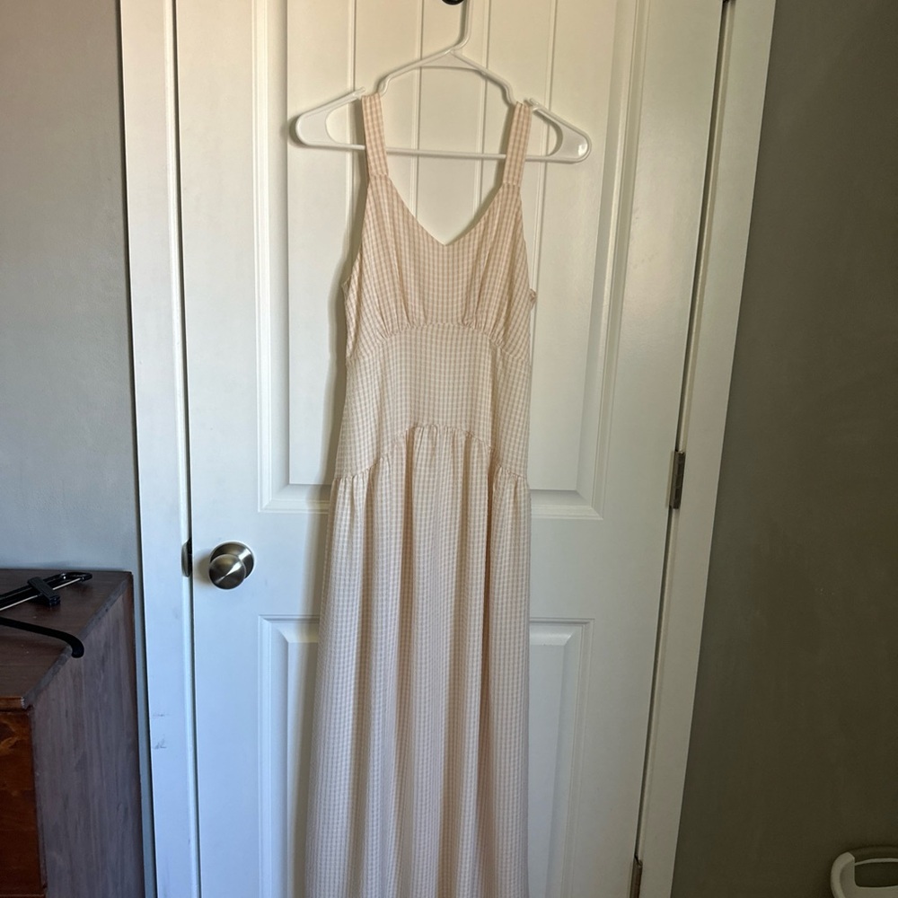 Elegant Cream Maxi Dress